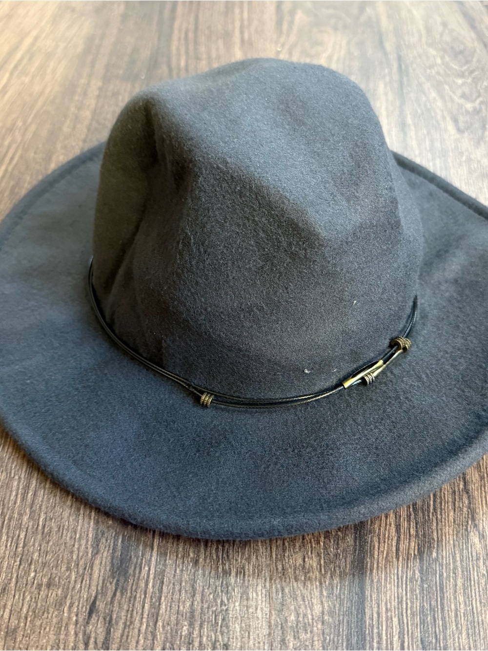 Men's Wool Felt Fedora Hat in Dark Gray with Leather Band